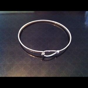 Sterling silver bangle