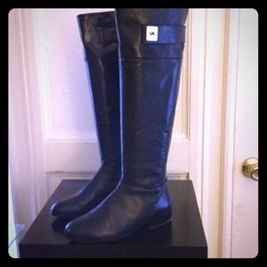 ⛔FINAL REDUCTION⛔Michael Kors  Devenport boots