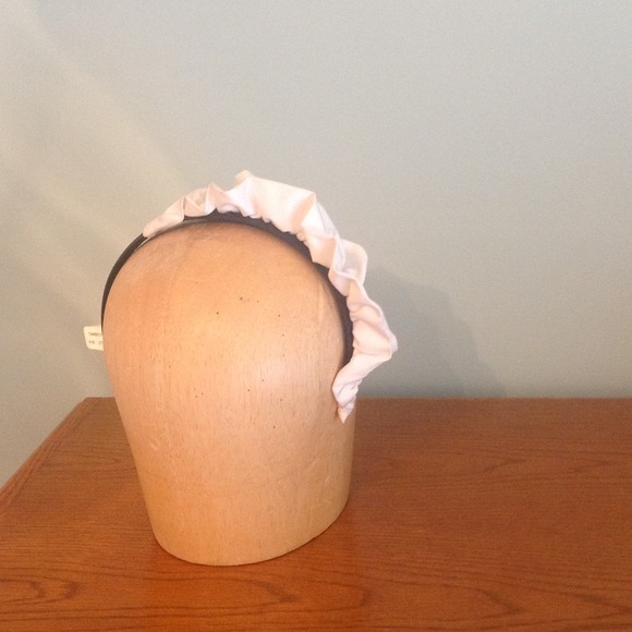Anthropologie Ruffle Headband