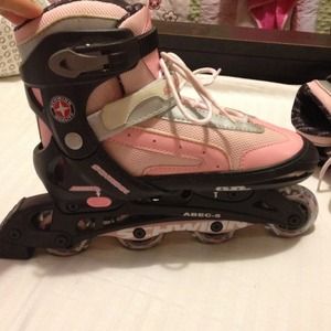 Pink Schwinn roller blades