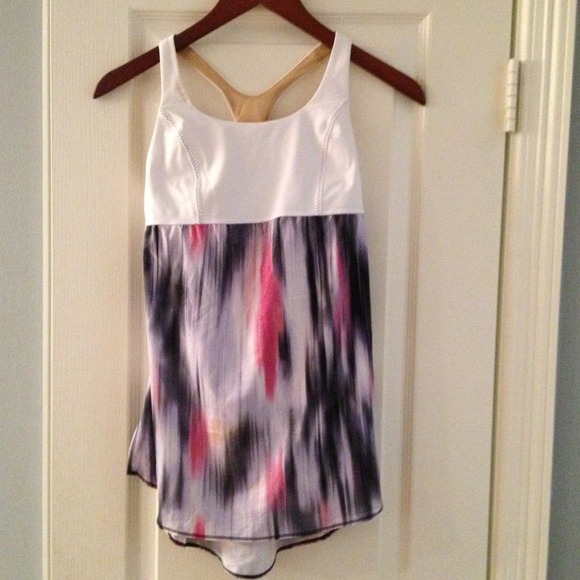 Lululemon Venus Tank in Mirage Deep Indigo