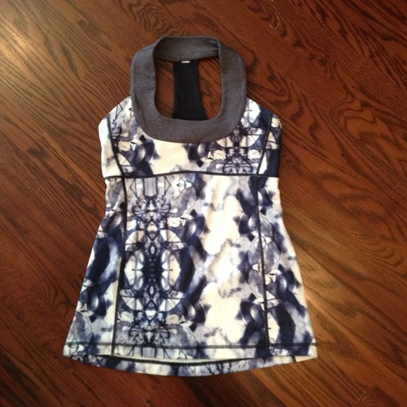 Lululemon Scoop Neck Tank