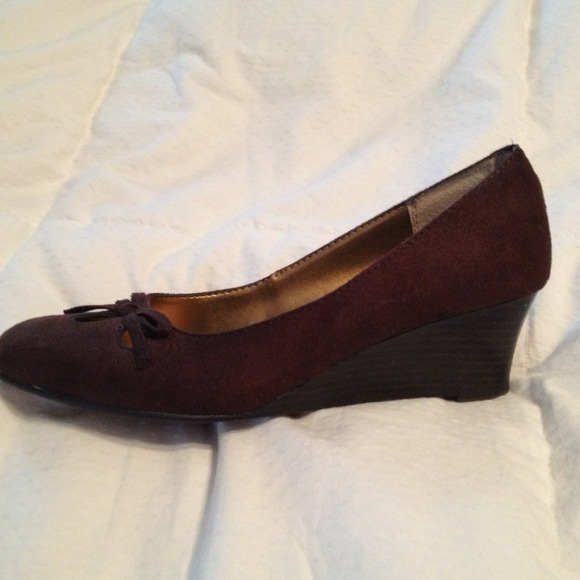 **SOLD** - Picture 3 of 4