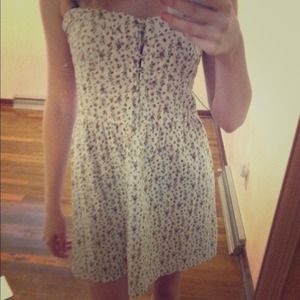 Strapless floral dress & Hippie shirt bundle!