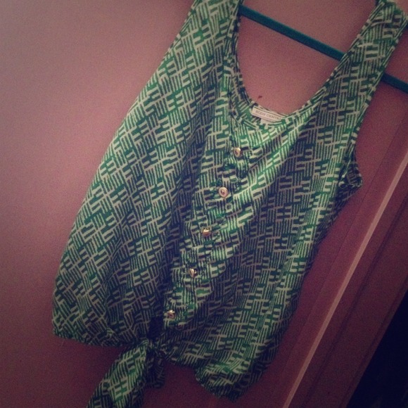 Printed tie shirt