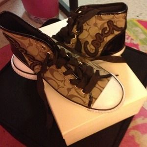 BRAND NEW COACH SNEAKERS (NEVER WORN)