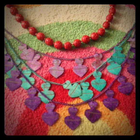2 vintage necklaces
