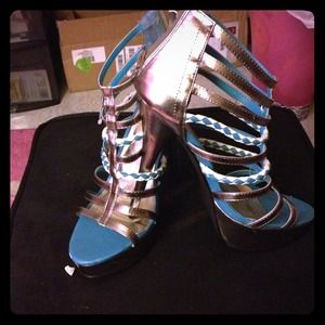 XOXO SILVER AND BLUE STRAPPY HEELS