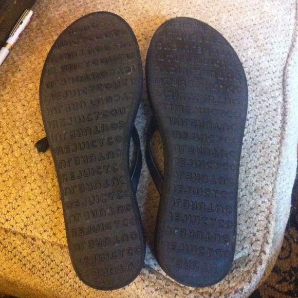 Juicy Flip Flops - Picture 3 of 3