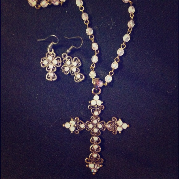 Earring/Necklace Set