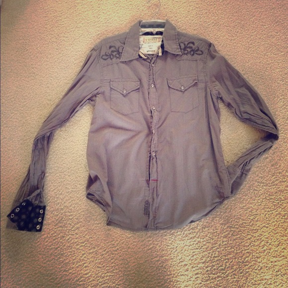 **Reserve trade**Mens guess shirt
