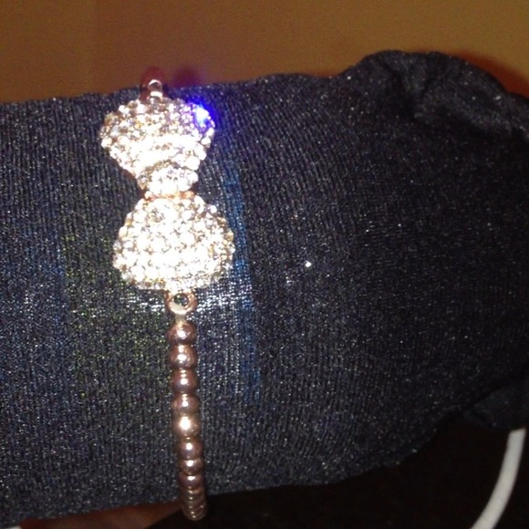 Rose Gold Stretchy Bow Bracelet