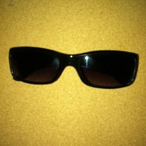 BCBG black sunglasses