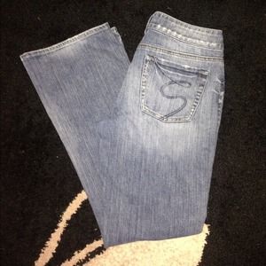 ***SOLD*** Women's 30/32 sliver jeans