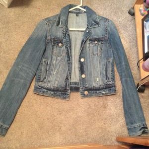 **RESERVED FOR @princessluisana AE Denim Jacket