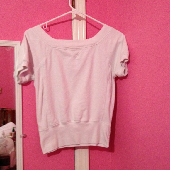 Cute white summer shirt!