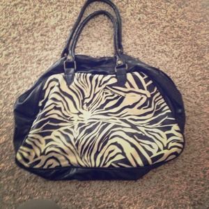 Zebra purse