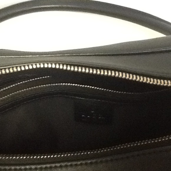 No Longer Availavle:  GUCCI SHOULDER BAG Like New - Picture 4 of 4