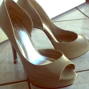 TRADED with @amylynnpedron Nude High Heels