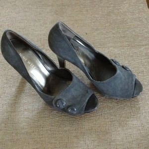Nine West gray heels