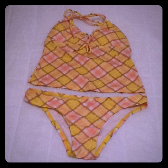 Tankini - Picture 1 of 4