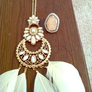 Gorgeous "pretty in pink" ring and necklace set