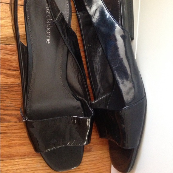 Liz Claiborne Gretta low heel slingbacks shoes