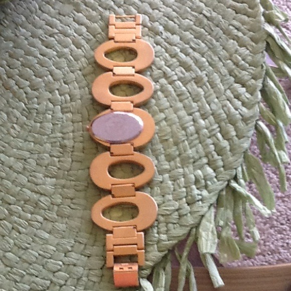 Hold.  Vintage 60\'s mod metal watch