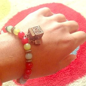 Pendant Bead Bracelet