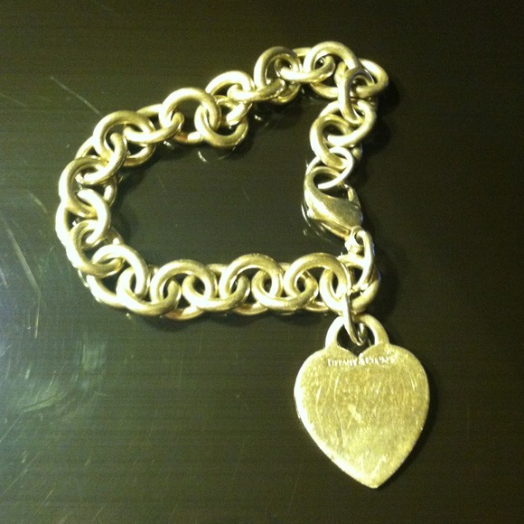 Authentic Tiffany and Co. SS link bracelet.