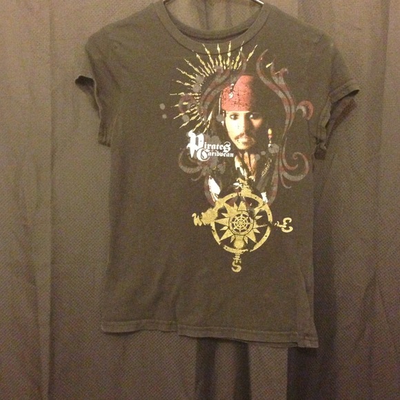 🚫SOLD💰Jack sparrow shirt