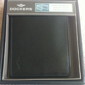 New with Tag.Mans Docker Bifold Wallet.