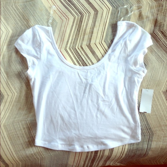 White crop top