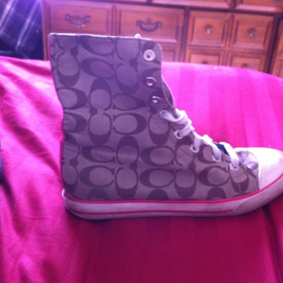 Coach shoes - Picture 2 of 2