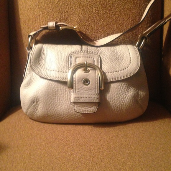 Authentic Coach Bag Hold... Hold..