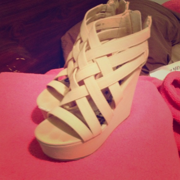 RESERVED FOR @adortego