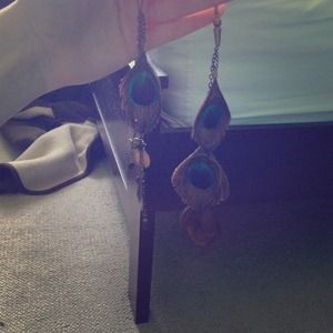 ⬇REDUCED⬇Urban Outfitters Peacock Earrings