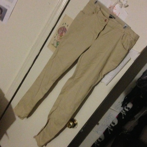 REDUCED: Khaki bundle! - Picture 1 of 4