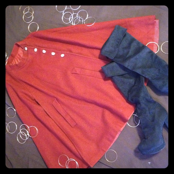 Head turning rust colored wool, lined cape