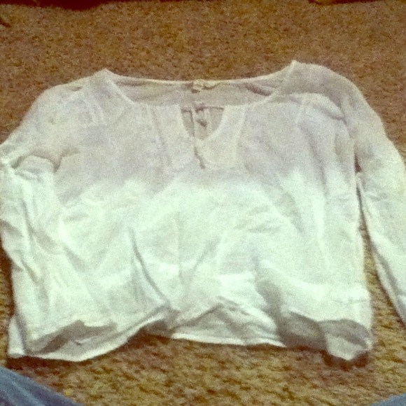 AE white blouse