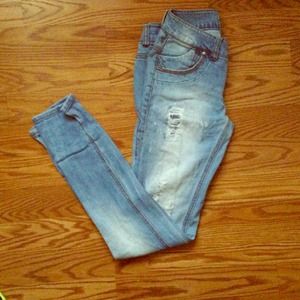 Ripped skinny leg Jeans