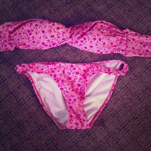 Bathing suit