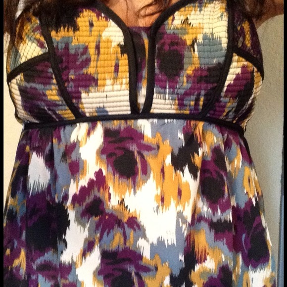 🚫SOLD🚫Colorful top! - Picture 2 of 2