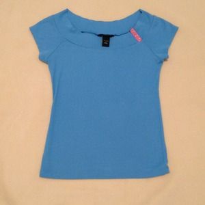 MODA International 100% cotton short-sleeved tee