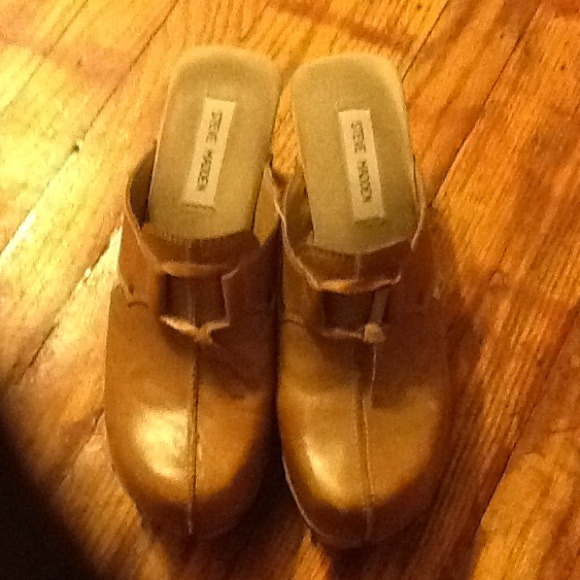 (trade@mag2013) tan clogs