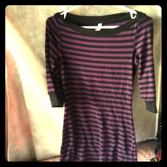 SOLD! Half sleeve top