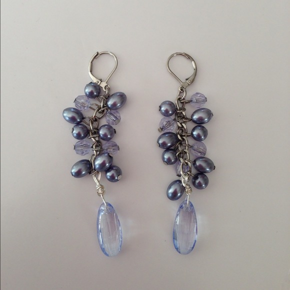 Grey glass pearls with blue drop