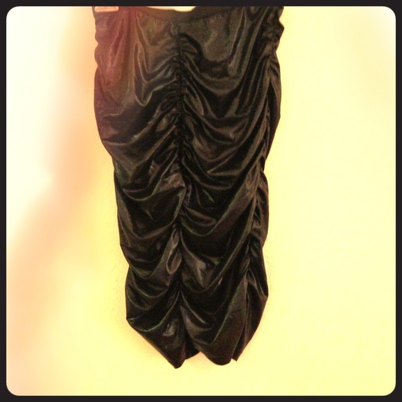 Never worn 2b bebe pleather like pencil skirt