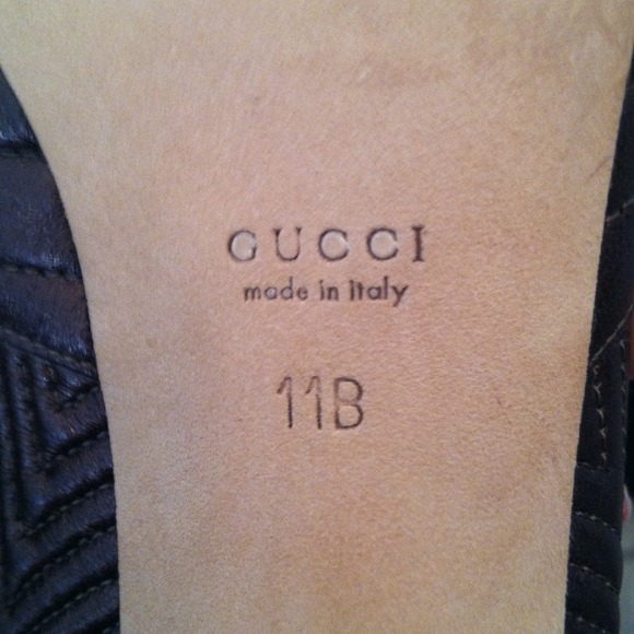 💥💥💥REDUCED 💯 Authentic Gucci Sand Pelles 2503 - Picture 3 of 4