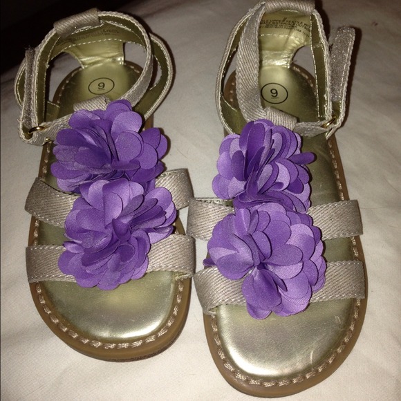 🎀Sold in bundle🎀 Toddler saddles size 9